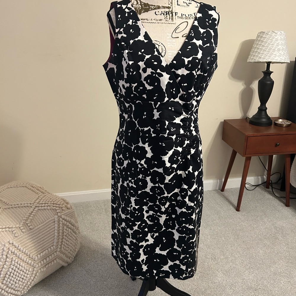Donna Ricco Black and White Floral Midi Dress